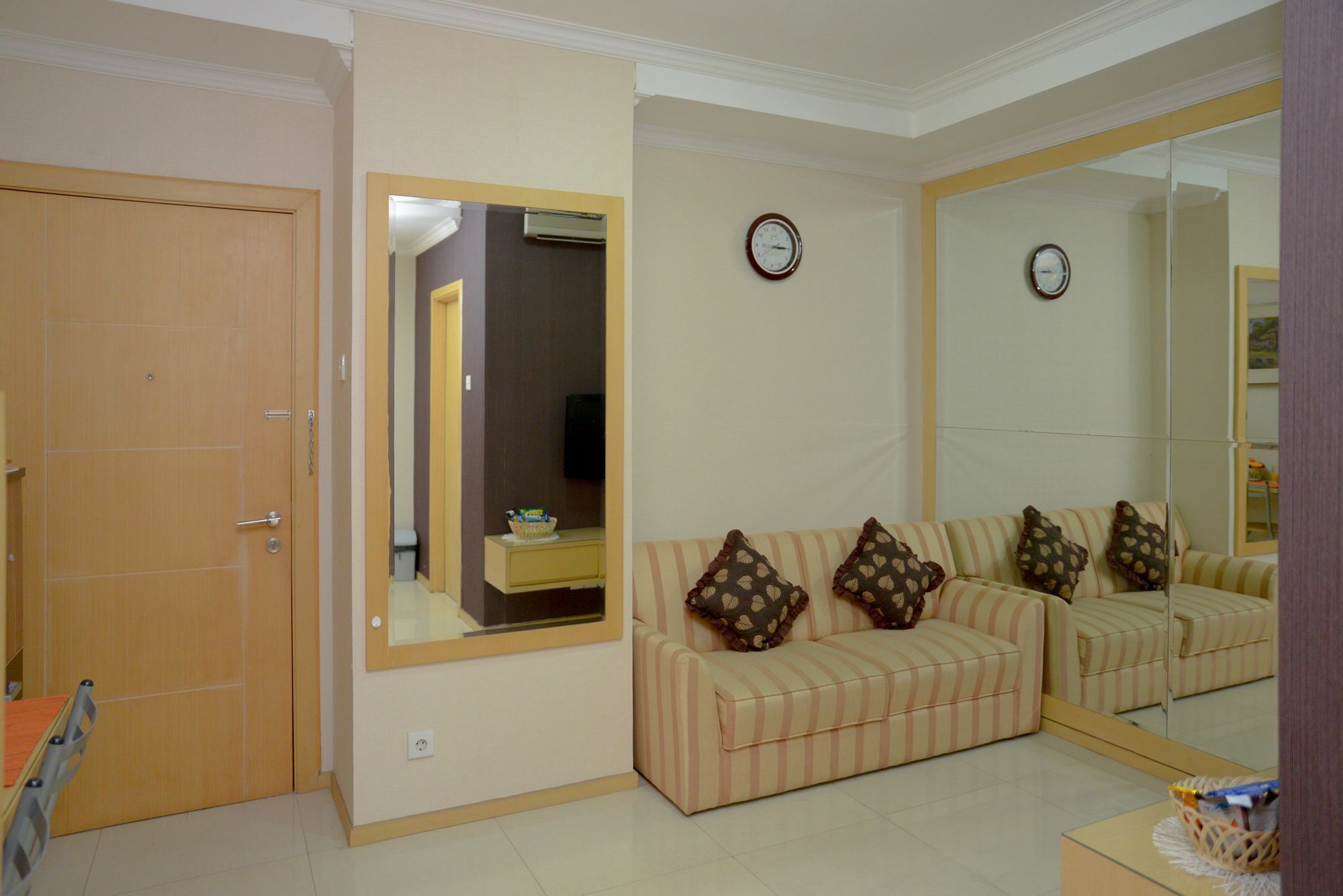 The Cupcake Suites Thamrin Jakarta Luaran gambar
